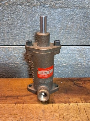 NOS Schrader Bellows 3451-B VALVE - Image 1 of 4