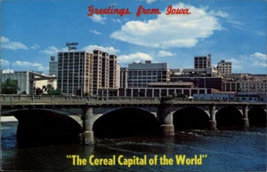 Cedar Rapids,IA Quaker Oats Company Linn County Iowa Postcard - Picture 1 of 2