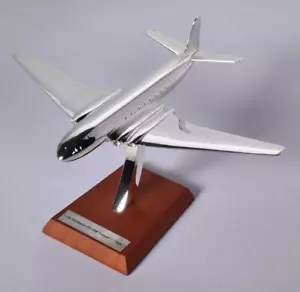 De Havilland DH-106 Comet - Plated Silver 1:200 Scale - Plane Aircraft 11 - Picture 1 of 2