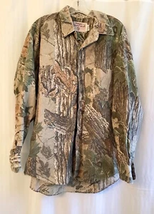 WRANGLER RUGGED WEAR… camo shirt… man’s size XL! Great shape! FREE HAT!! - Picture 1 of 9