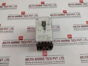 R 834 T.09 Overcurrent Protection Relay 3-6A 440V - Picture 1 of 6