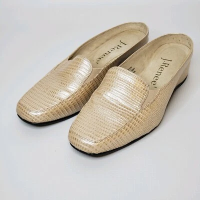 Mulas de cuña para mujer J.Renee Edlyn talla 6,5 M planas perla crema piel de serpiente en relieve  Foto 1 de 4