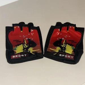 Sakers Vintage Sport Cycling Gloves Medium Red Black Grip Lite Weight Breathable - Picture 1 of 11