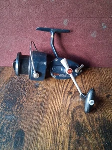 Carrete Garcia Mitchell 400 usado vintage "Hecho en Francia" - Imagen 1 de 8