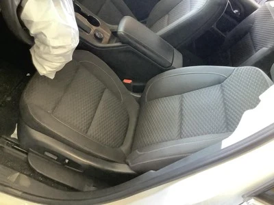 Used Front Right Seat Front fits: 2018 Gmc Acadia VIN Z 11th digit bucket air ba - Image 1 of 4