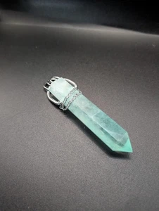 Colgante de cristal de cuarzo Brazen Bull Aura para collares intercambiables - Imagen 1 de 2