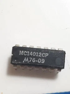 Microchip Motorola MC14012CP M 76-09 - Imagen 1 de 3