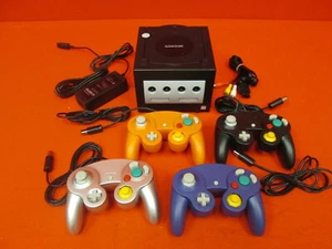 Console di sistema Nintendo GameCube nera getto con 4 controller molto buona 9408 - Foto 1 di 6