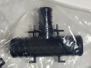 25-Pk SharkBite Crimp Poly Reducing Tee 3/4" x 3/4" x 1/2" UP412 - Picture 1 of 6