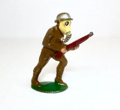 BARCLAY Lead Toy Soldier Figure INFANTRY CHARGING WITH GAS MASK - Image 1 of 2