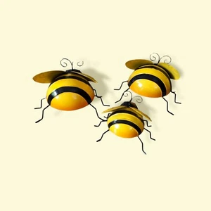 Bumble Bee Metal Yard Decor Metal Bugs Outside Garden Set of 3 Different Sizes - Picture 1 of 2