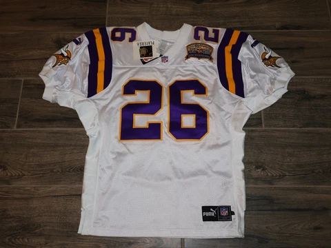 NWT Robert Smith Minnesota Vikings NFL Football Jersey Vintage Puma 48 Sewn #26 Cover