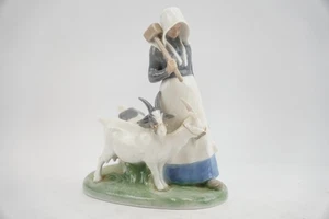 1958 Vintage Denmark Royal Copenhagen Porzellan Figur Mädchen mit Ziegen 694 - Bild 1 von 10
