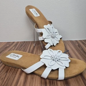 Clarks Artisan Women's White Leather Sandals Floral Flower Flip Flop 7.5M EUC! - Imagen 1 de 8