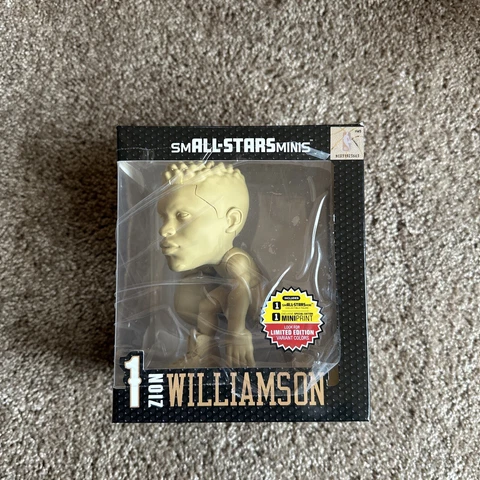 Zion Williamson (New Orleans Pelicans) IconAI Mini 6" NBA smALL-STARS Ultra Rare Cover