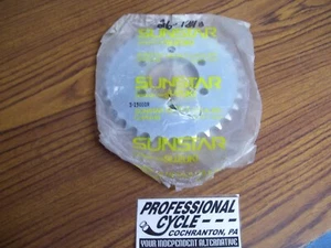 Suzuki T500 T-500 GT500 Titan NOS Sunstar Stock 33T Rear Sprocket 64511-15001 - Picture 1 of 7