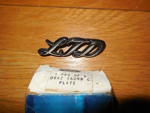 NOS 1979 1980 Ford LTD Front Fender Emblem D9AZ-16098-C - Picture 1 of 2