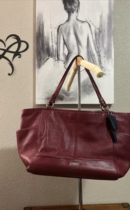Coach Pebbled Leather Tote Bag Wine Burgundy Schultertasche große Handtasche - gebraucht - Bild 1 von 12