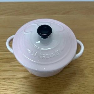 Le Creuset Mickey Mouse Enamel Pot Pink Mini Round Cocotte With Box Limited ED - Picture 1 of 4
