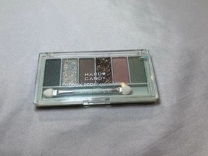 Paleta de sombras de ojos Hard Candy Beauty Look Pro Holiday 2020 2114 *SMOKE OUT* verde - Imagen 1 de 2
