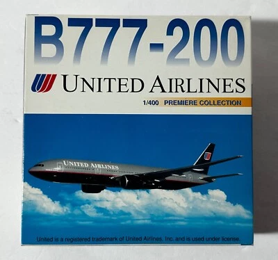 RARE LE Dragon 55023 1/400 Scale Boeing 777-200 United Airlines N772UA from 1998 - Image 1 of 4
