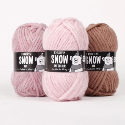 DROPS SNOW Bulky Wool Yarn, pure Wool in 1.8 oz skeins, Single Stranded - Image 1 of 4