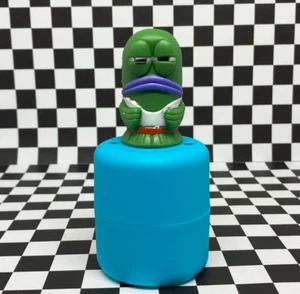Basic Fun! Mash'ems 2017 Spongebob Squarepants Memes Series 1 Green Lifeguard - Picture 1 of 4