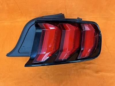 2018 2019 2020 2021 Ford Mustang Tail Light Lamp Passenger Right OEM NICE - Image 1 of 4