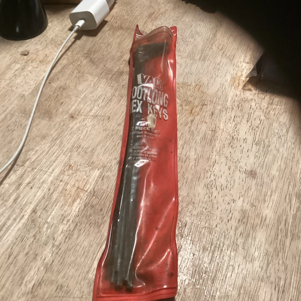 Hex Keys 7 Piece Set 70161, Vaco Footlong Pre-owned, Standard - Image 1 of 1