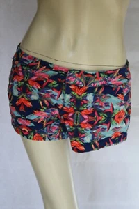 SIZE 8 COTTON ON NAVY BLUE FLORAL STRETCH COTTON SHORT SHORTS ☎️ POST 5+ FREE - Picture 1 of 6