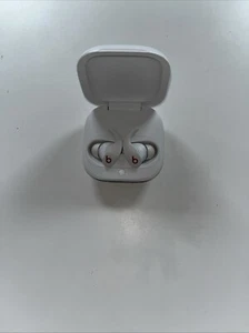 Beats by Dr. Dre Fit Pro White True Wireless Noise Cancelling In Ear Headphones - Picture 1 of 3