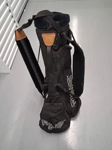 Ping Hoofer Golf Standbag 4-Wege-Teiler mit zwei Schultergurten - Bild 1 von 11