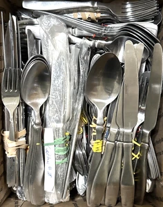 Argenteria inox 28 libbre mista sfusa forchette casuali cucchiai coltelli servizio pezzi - Foto 1 di 7