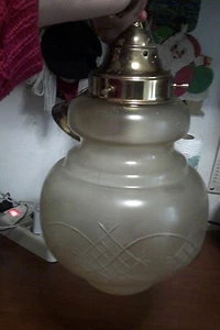 lampadario vintage in vetro satinato e metallo dorato 2 luce FUNZIONANTE leggi - Foto 1 di 8