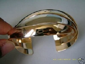 Dolly-Bijoux Superbe Bracelet 3 Demi-Jonc Fantaisie 2 Or Bicolore Entrelaçés - Picture 1 of 2