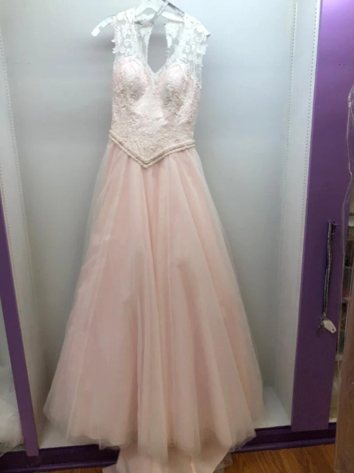 婚纱 — 第 1/2 张图片