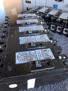 EATON/CUTLER HAMMER CHH150 2 POLOS 150 AMPERIOS USADO - Imagen 1 de 4