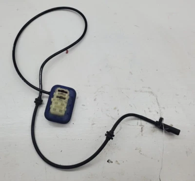 2012-2014 MERCEDES C300 OEM RIGHT REAR SPEED WHEEL SENSOR - Изображение 1 из 4