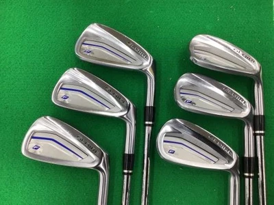 TaylorMade Gloire F 2016 Iron Set 5-9,Pw 6pc Flex Regular N.S.PRO 930GH Steel - Image 1 of 4