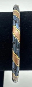 Vtg Artisan Cuff Bracelet Tricolor Brass Copper Blue/Black Hammered Metal Unisex - Picture 1 of 9