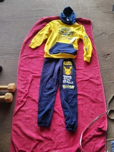 Neu Hybrid Bekleidung Pokémon Pikachu gelb/blau Hoodie und Hose Set Größe S - Bild 1 von 11