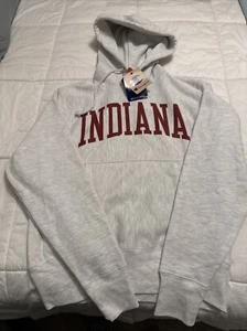 Champion Indiana University Hoosiers Pullover Reverse WeaveHoodie Size Small NWT - Picture 1 of 9