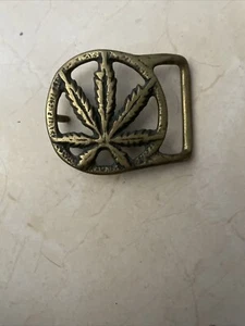 Vintage 1970s Marijuana leaf Solid Cast Brass Belt Buckle Abstract - Picture 1 of 5