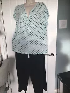 LADIES PYJAMA SET SIZE 16/18 - Picture 1 of 3