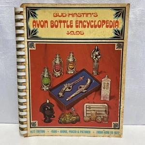 Bud Hastin's Avon Bottle Encyclopedia 1972 edition from 1886 to 1972 - Picture 1 of 7