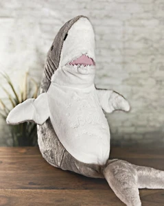 Hai personalisiertes Kuscheltier bestickt Schutzengel Geburt Taufe Weihnachten - Bild 1 von 11