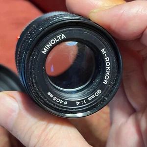 Obiettivo Minolta 90 mm f4 M Rokkor CLE Leica CL o M e cappuccio in gomma originale BELLO USA - Foto 1 di 9