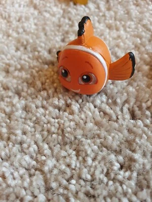 Disney Doorables Technicolor series 11 - Finding Nemo - Nemo - Image 1 of 3