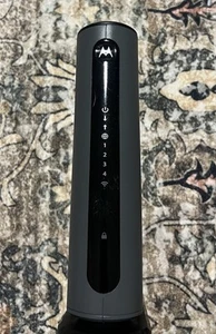 Motorola MG7315-10 343Mbps Cable Modem + Router Combo: In Great Condition! - Picture 1 of 6