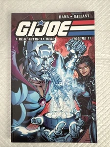 GI Joe A Real American Hero Vol 17 IDW TPB nuovo raro come nuovo 1a stampa brossura fuori produzione - Foto 1 di 3